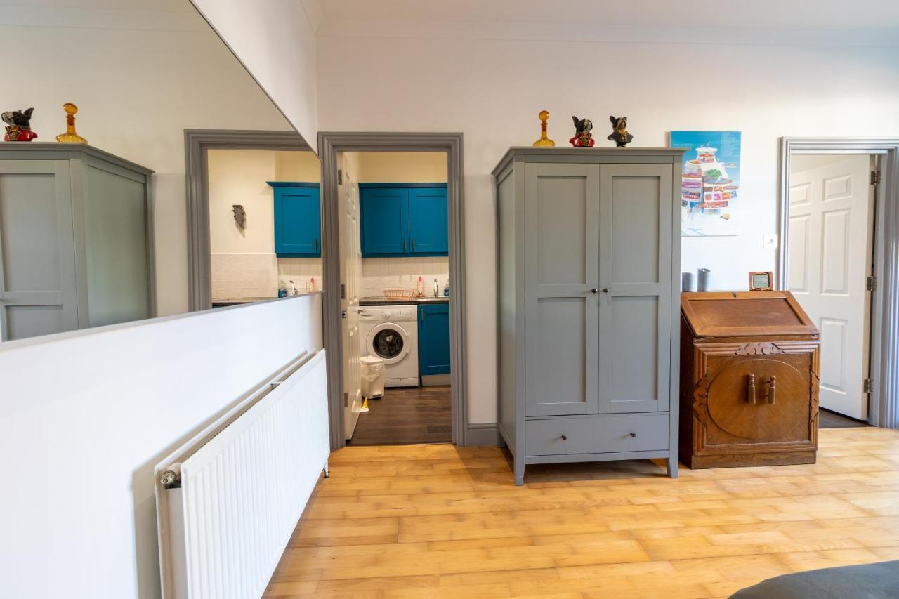 Spacious And Light Flat In Clapham London Exterior foto