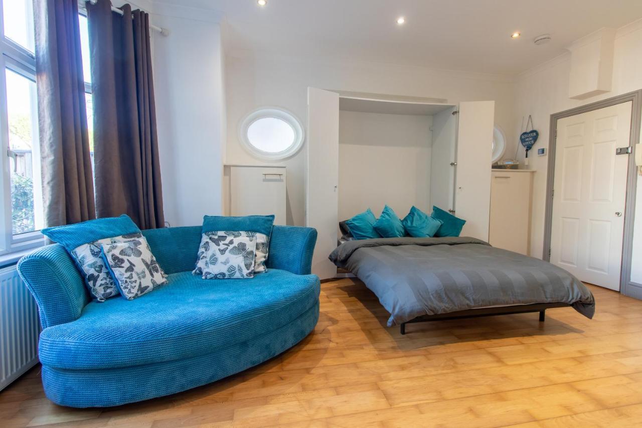 Spacious And Light Flat In Clapham London Exterior foto
